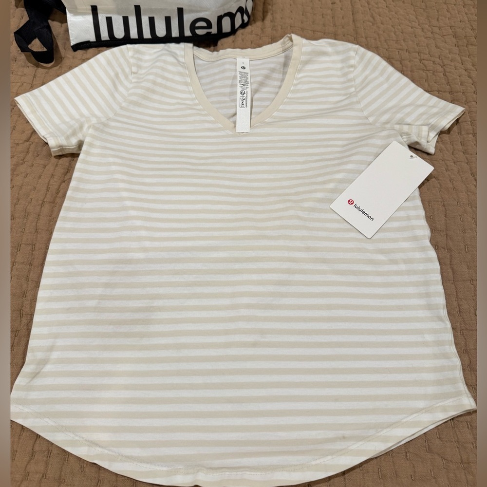Lululemon Love V-Neck